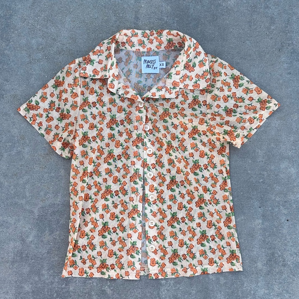 princes polly sheer button down button up floral flowers short sleeve collar top